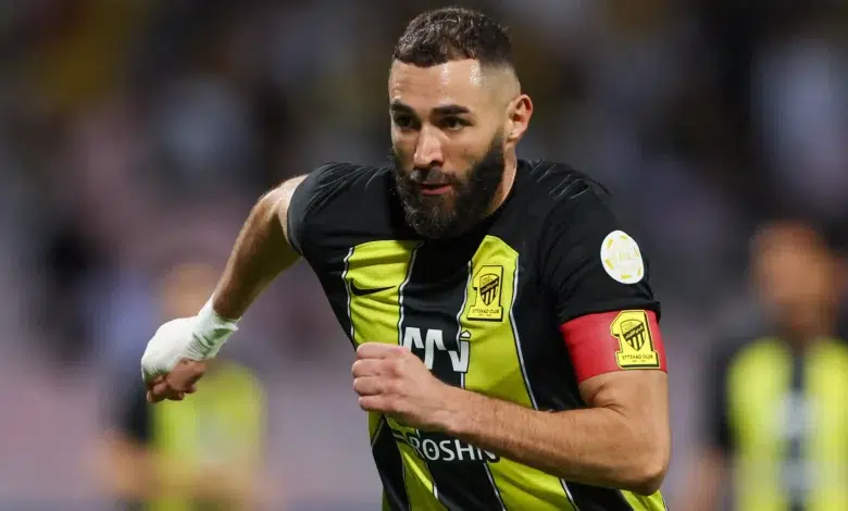 السالمي يفاجئ الجماهير بتصريحٍ ناري على كريم بنزيما