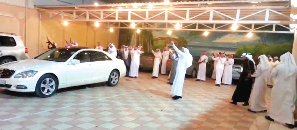 إيقاف حامل السلاح في الأعراس