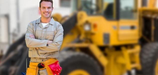 اذاعة مدرسية يوم العمال