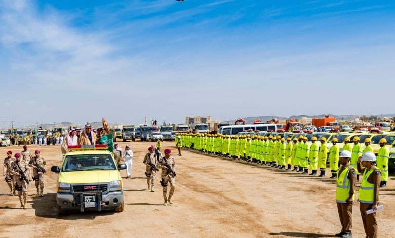 الدفاع المدني يواصل إنقاذ ضحايا السيول!! بعد مهمته في الباحة مهمة جديدة في البيشة