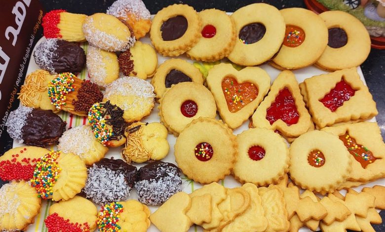 الغريبة والبيتيفور والكعك