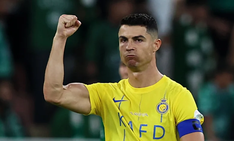 بين رونالدو وهذا المحترف