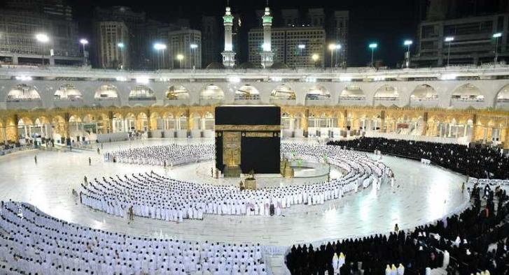 متى تخلص صلاة التهجد في الحرم