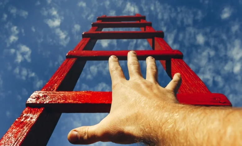 تفسير رؤية السلالم