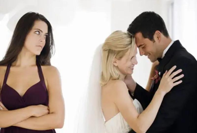 كيف تسترجعين زوجك بعد زواجه من الثانية