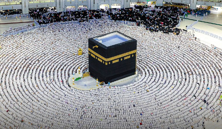 دخول العاصمة المقدسة