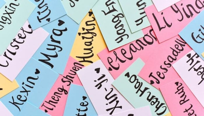 قروبات بنات بالانجليزي