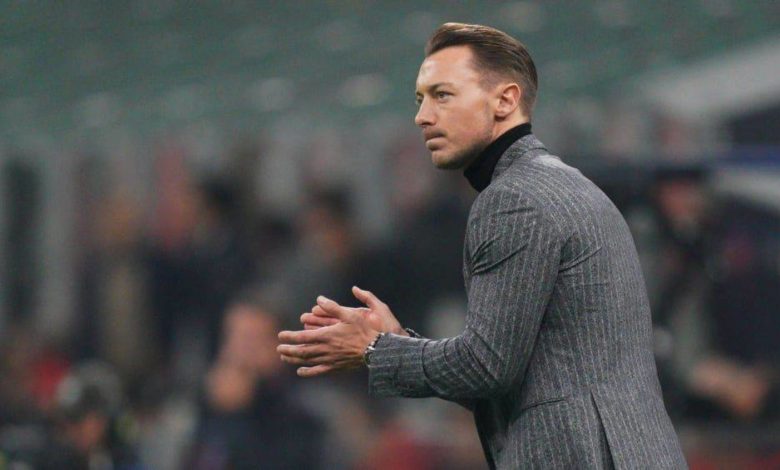 مدرب الأهلي السعودي