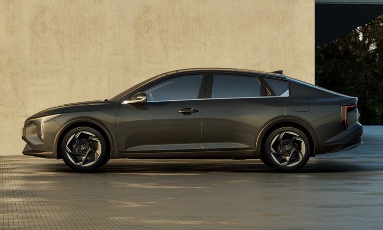 مواصفات كيا K4