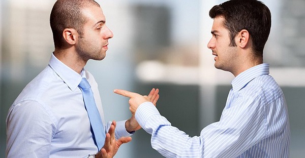 اذا احد قالي انت اخر من يتكلم وش ارد