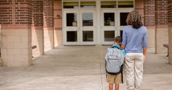 مقدمة الإذاعة المدرسية الصباحية