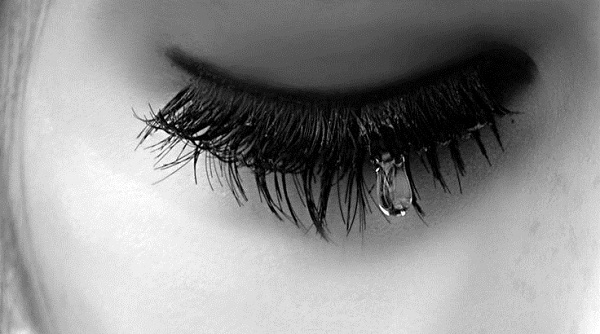 خلفيات بنات حزينة تبكي وكيوت