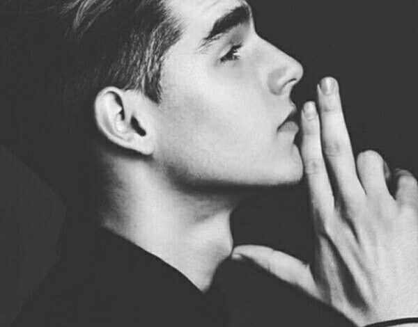 رمزيات شباب سوداء وجريئة