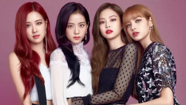 صور أعضاء فرقة بلاك بينك