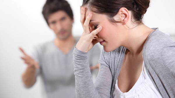 كيف اتعامل مع زوجي المهمل؟ وسائل تأنيب الضمير 1 كيف اتعامل مع زوجي المهمل