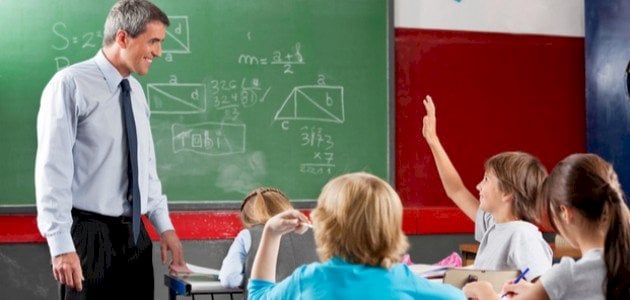 موضوع تعبير عن المعلم