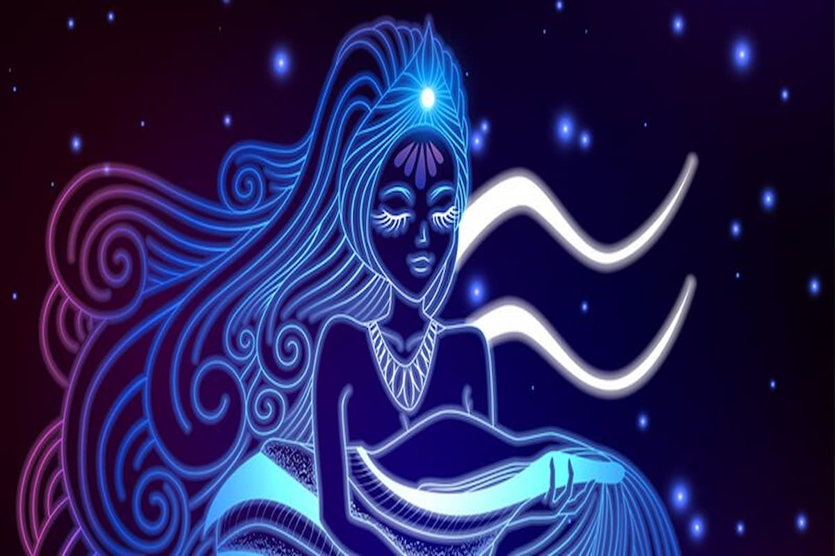 مع من يتوافق برج الدلو في الحب 1 امرأة برج الدلو