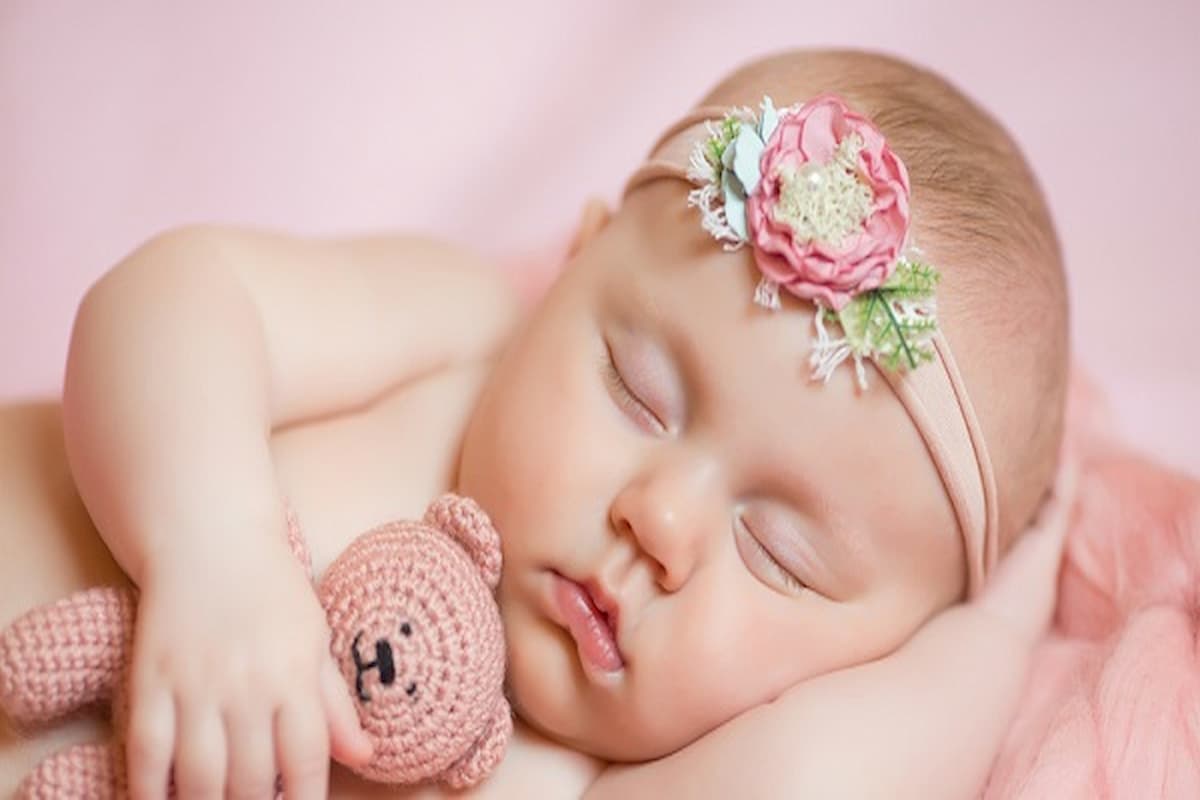 اسماء بنات بحرف النون ومعانيها