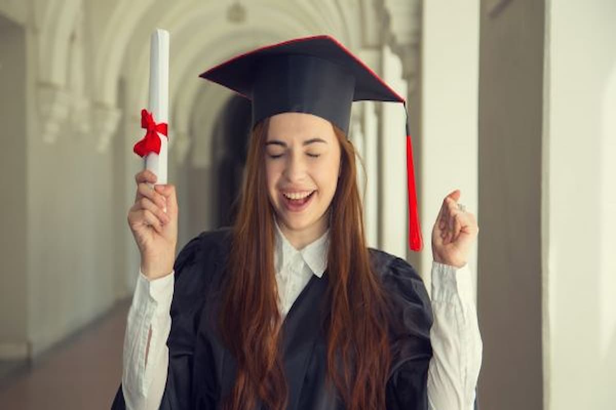 أجمل عبارات راقية للتخرج من الثانوية العامة +40 عبارات تخرج 1 أجمل عبارات راقية للتخرج من الثانوية العامة