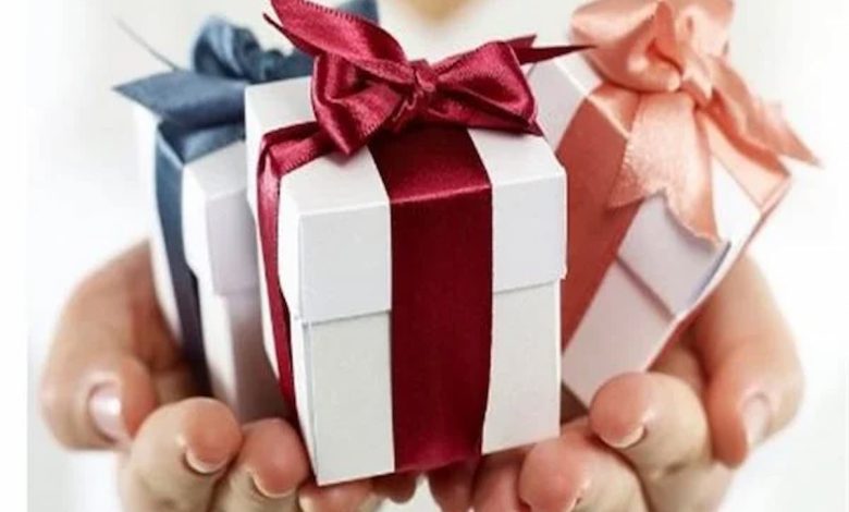 تفسير رؤية الهدية في المنام