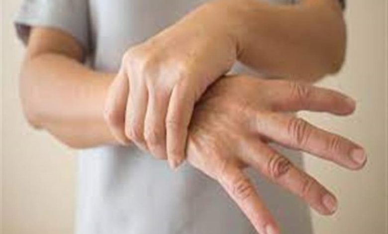 اسباب رعشة اليد