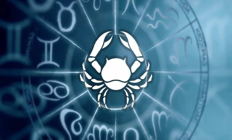 هل يحب رجل السرطان ثدي المرأة