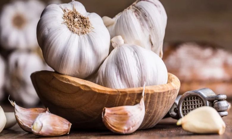 تفسير أخذ الثوم في المنام