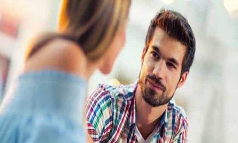 تفسير الحلم بشخص معجب به أكثر من مرة