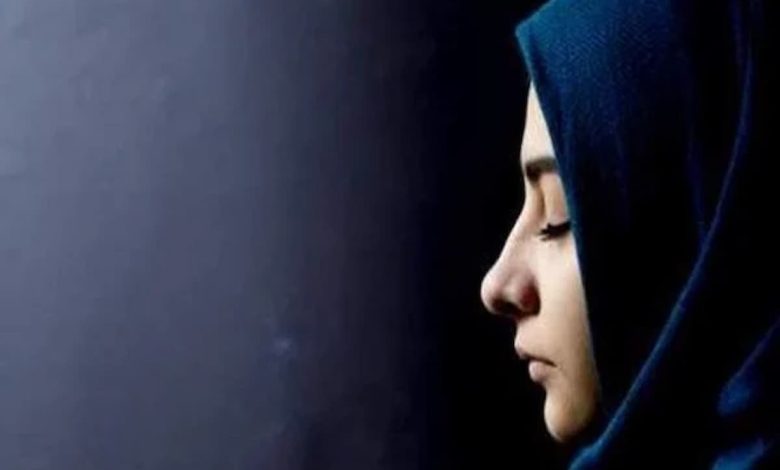 تفسير حلم إعطاء الحجاب في المنام 0