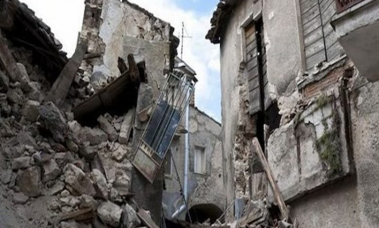 تفسير حلم الزلزال في البيت