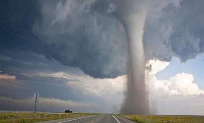 تفسير رؤية الإعصار في المنام للمتزوجة