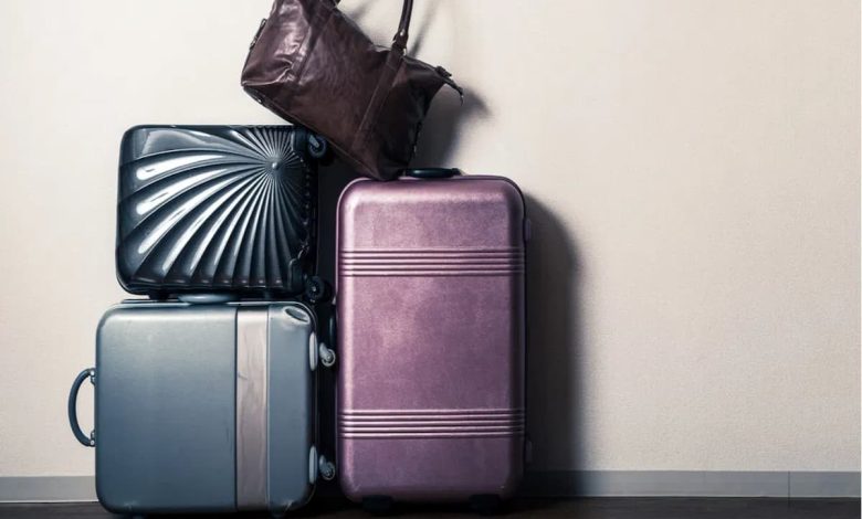 تفسير رؤية شنطة السفر في المنام للمتزوجة