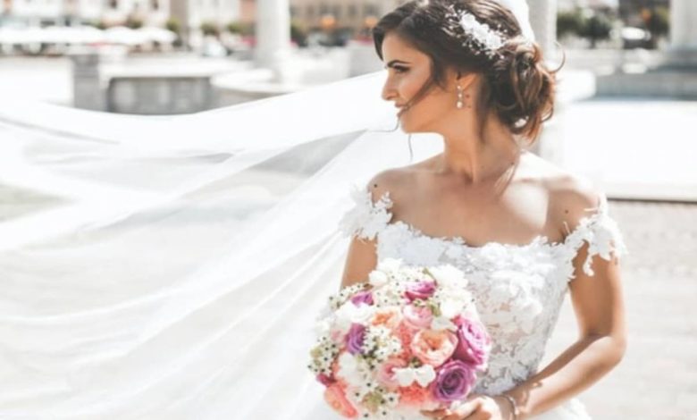 تفسير رؤية لبس فستان الزفاف في المنام للمتزوجة