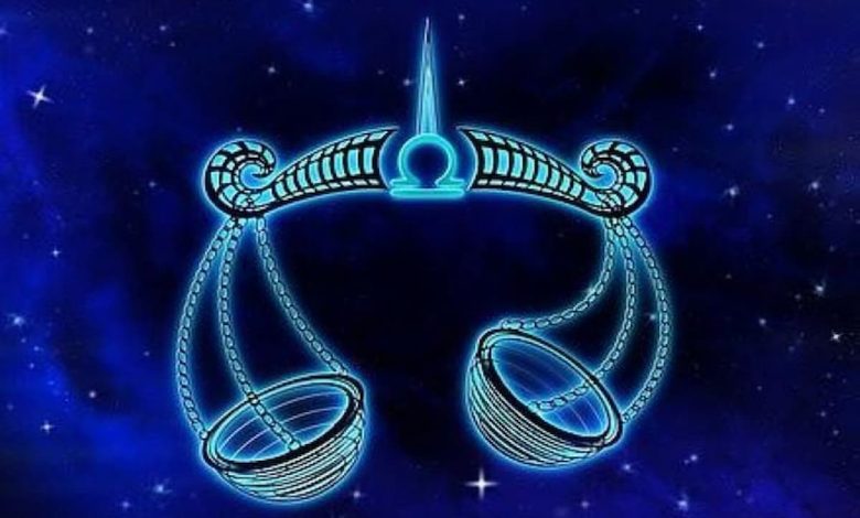 صفات امرأة برج الميزان والجنس