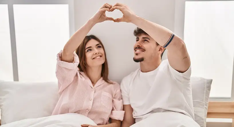 كيف تثير امرأة برج الحمل في الفراش