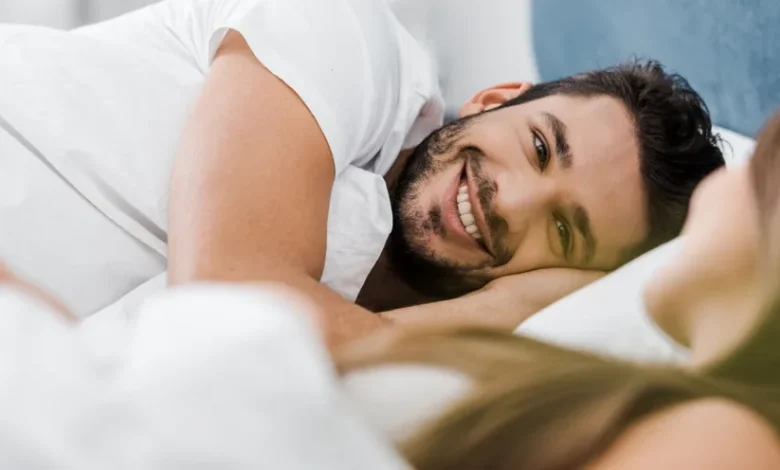 كيف تثيرين رجل برج الميزان في الفراش