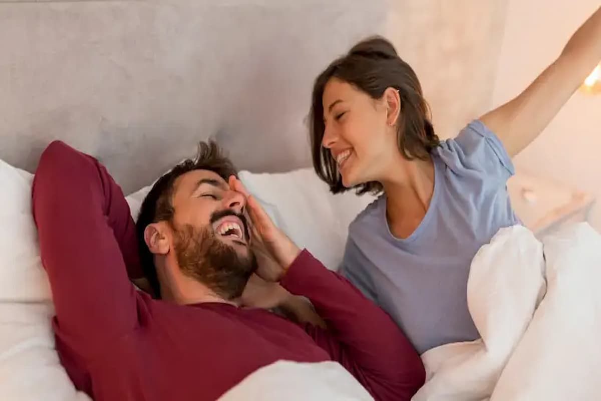 الحب بين رجل الدلو والمرأة