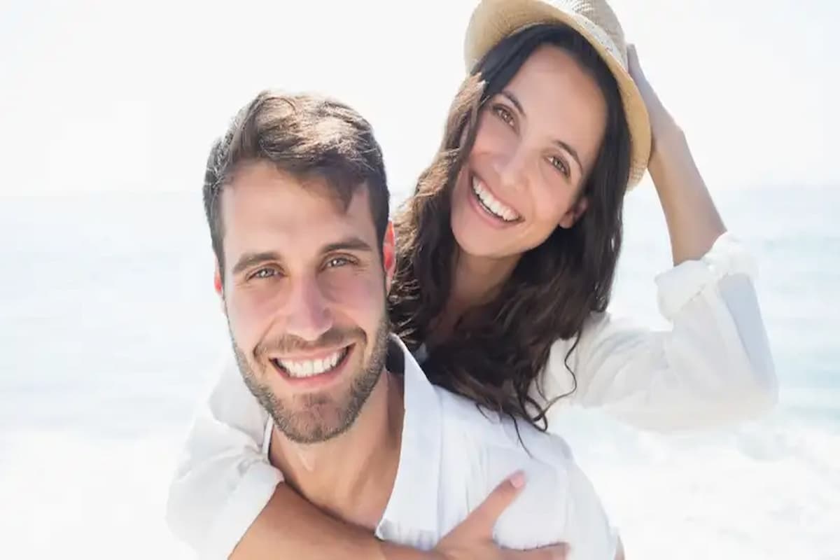 كيف تعرف أن برج الأسد معجب بك