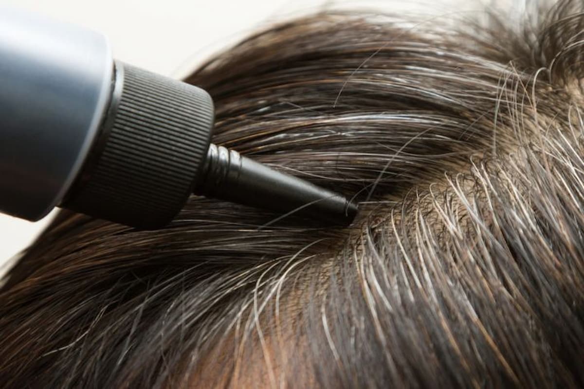 ما تفسير صبغ الشعر باللون الأسود