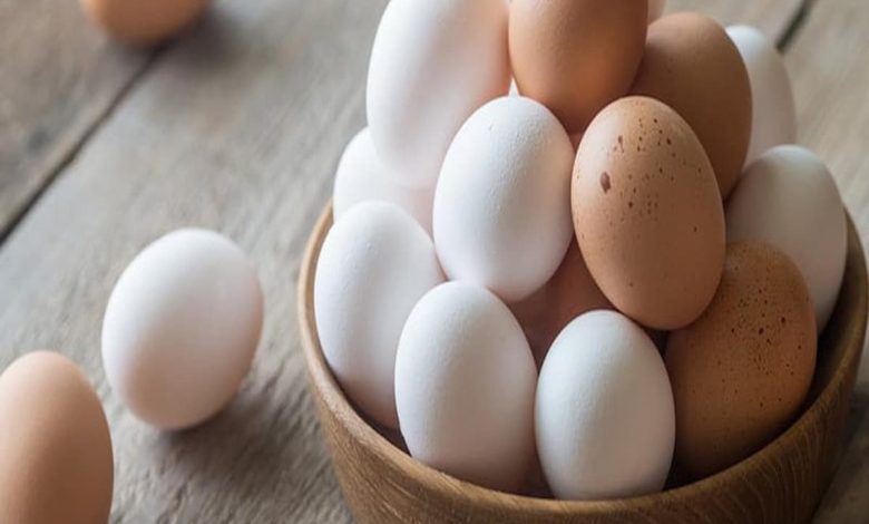 ما معنى البيض البلدي في المنام؟