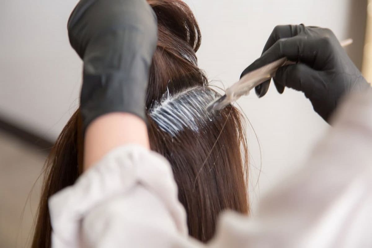 ماذا تعني صبغة الشعر في المنام