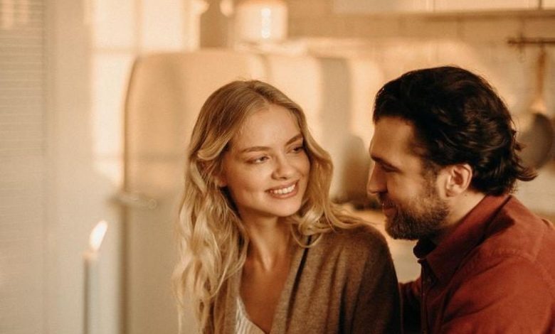 ماذا يفعل رجل الحمل عندما يشتاق