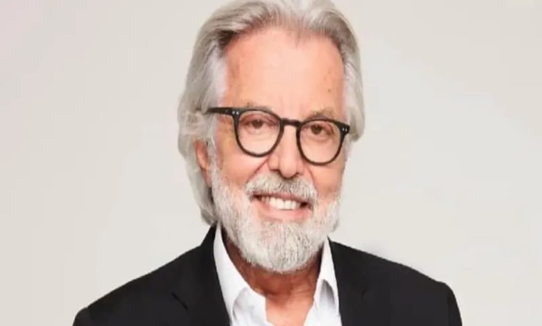 من هو سيمون المندلق