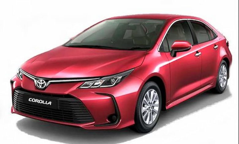 سيارة تويوتا كورولا