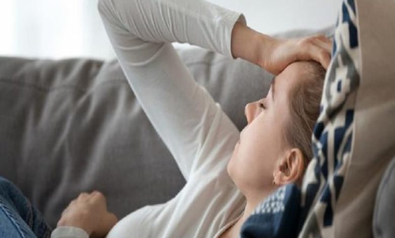 هل نزول إفرازات صفراء من علامات الحمل