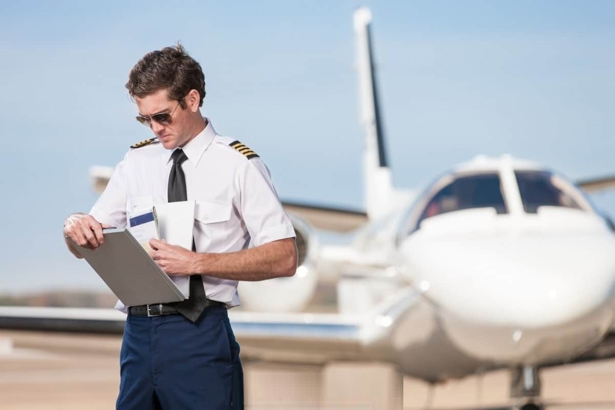 سلم رواتب الأفراد في وظائف طيران