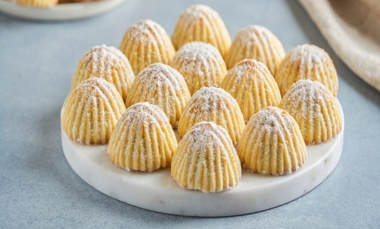 طريقة عمل معمول السميد بالخطوات