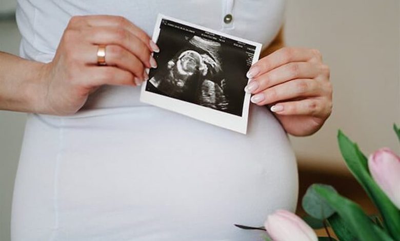 في اي شهر يتم اكتشاف الحمل في توأم