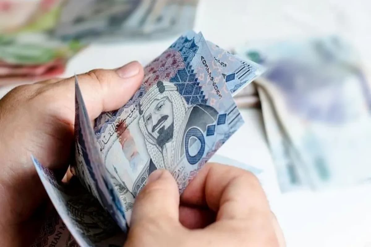 كم راتب وزير التعليم في السعودية 1446 والعلاوة السنوية 1 كم راتب وزير التعليم في السعودية