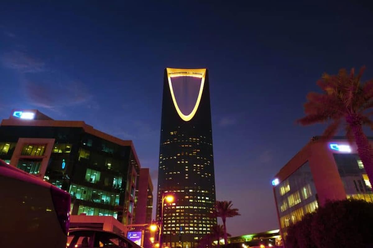 هل يستحق الأمر العيش في السعودية